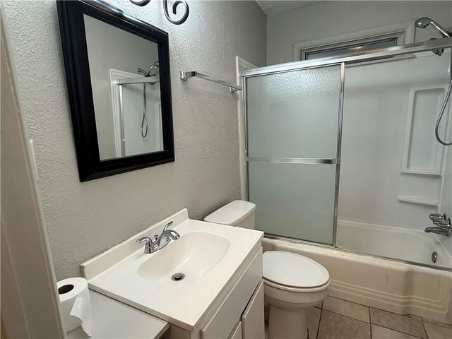 304 Lee Street W, Chickasaw, AL 36611