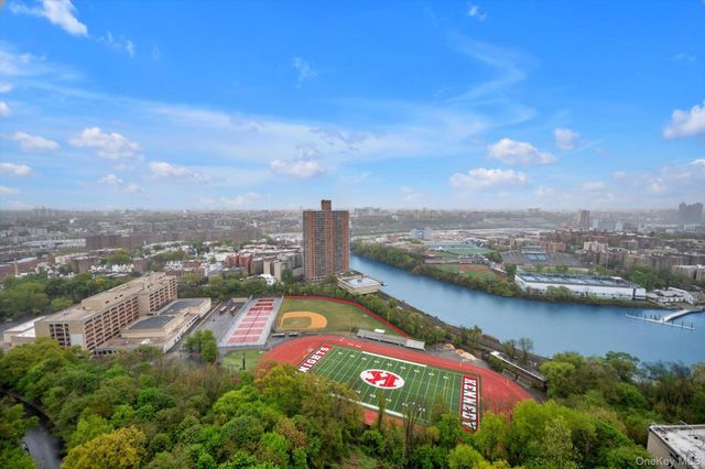 555 Kappock Street 26U, Bronx, NY 10463