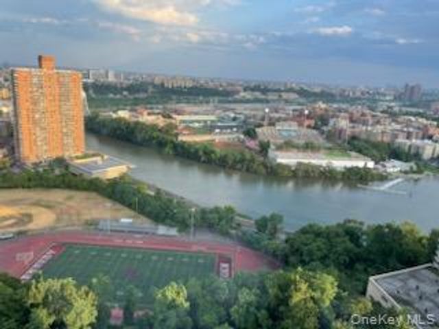 555 Kappock Street 26U, Bronx, NY 10463
