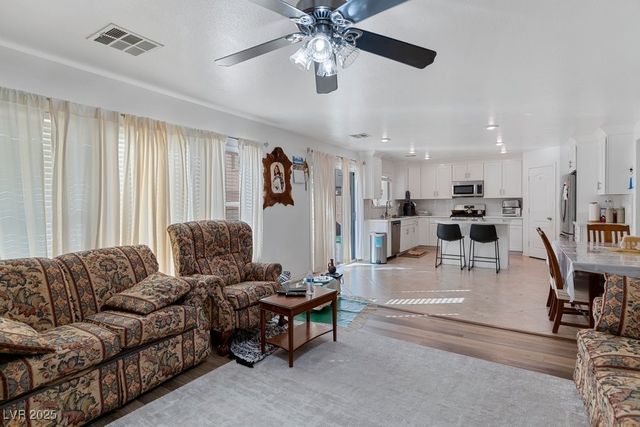 6717 Yellowhammer Place, North Las Vegas, NV 89084