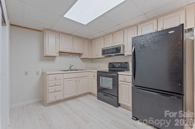 5351 Murrayhill Road, Charlotte, NC 28210