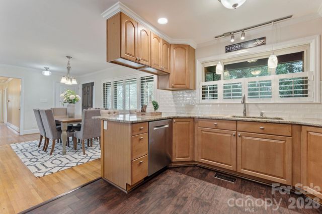 5351 Murrayhill Road, Charlotte, NC 28210