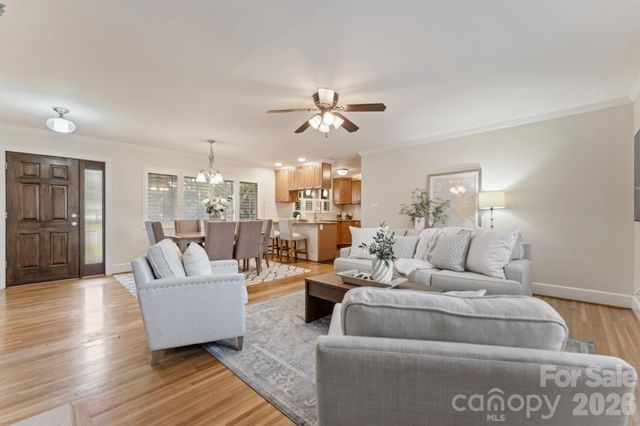 5351 Murrayhill Road, Charlotte, NC 28210