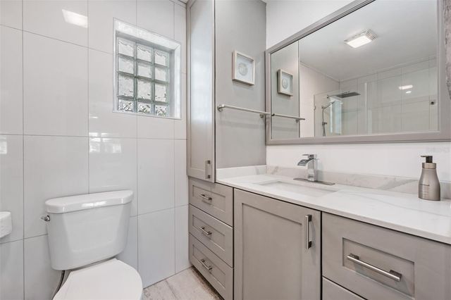 3766 24TH AVENUE N, St Petersburg, FL 33713