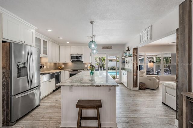 3766 24TH AVENUE N, St Petersburg, FL 33713