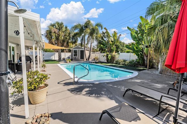 3766 24TH AVENUE N, St Petersburg, FL 33713