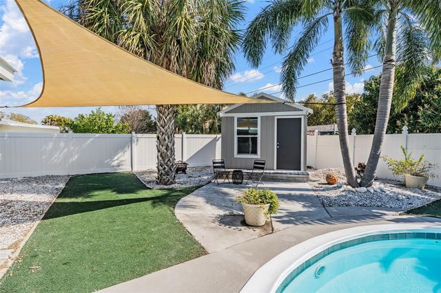 3766 24TH AVENUE N, St Petersburg, FL 33713