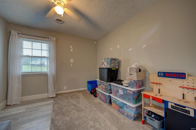 1200 S 3rd Street, Boonville, IN 47601