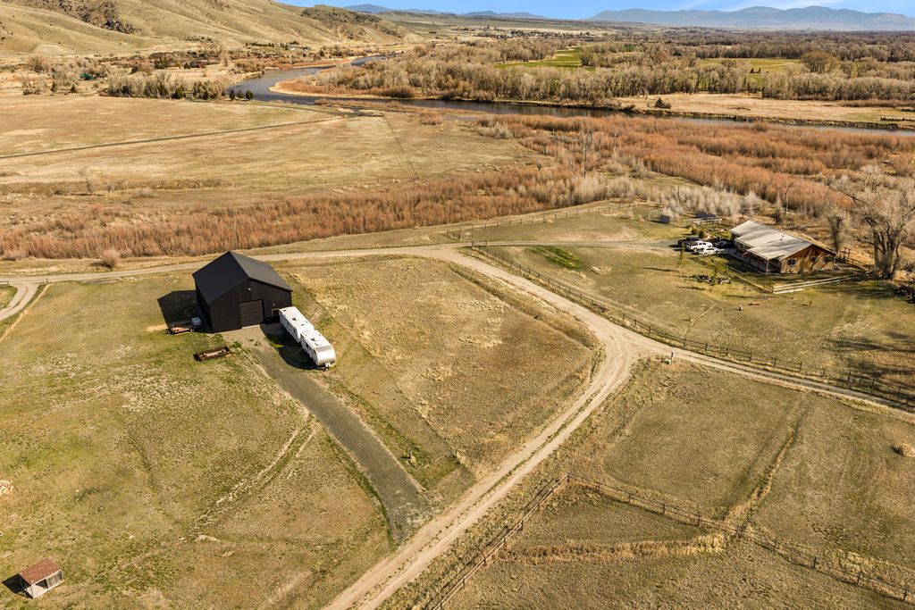 17 Stone Road, Silver Star, MT 59751 photo 2