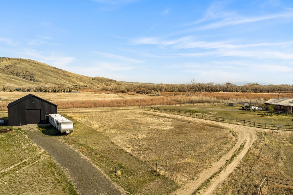 17 Stone Road, Silver Star, MT 59751 photo 5