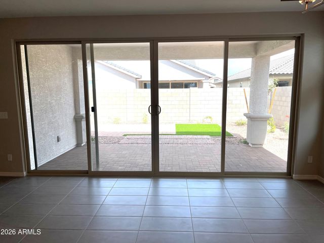 9992 W CATALINA Drive, Avondale, AZ 85392