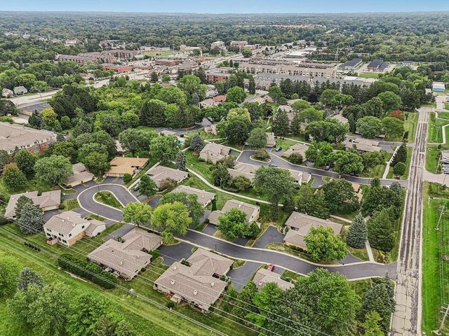 11024 N Redwood Tree COURT, Mequon, WI 53092