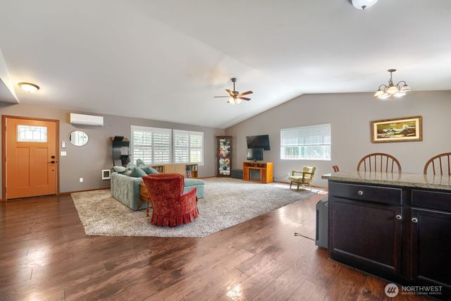 23402 60th Avenue E, Graham, WA 98338