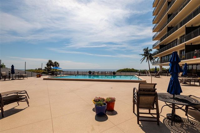 7650 BAYSHORE DRIVE 805, Treasure Island, FL 33706