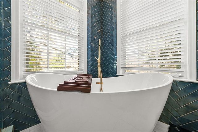 815 Mcgill Park Avenue NE, Atlanta, GA 30312