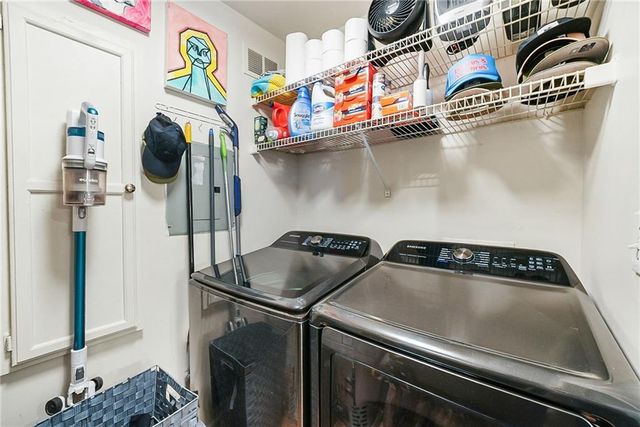 815 Mcgill Park Avenue NE, Atlanta, GA 30312