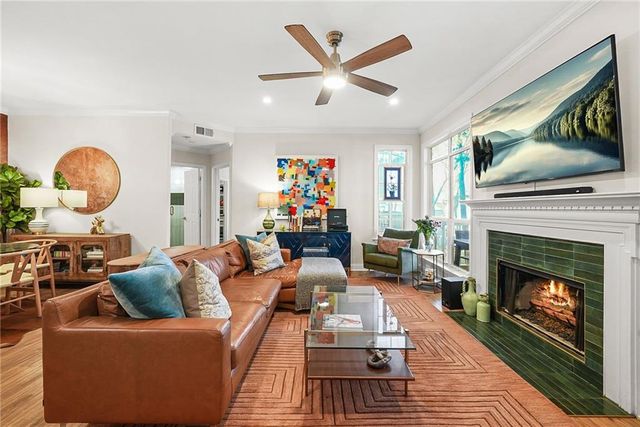 815 Mcgill Park Avenue NE, Atlanta, GA 30312