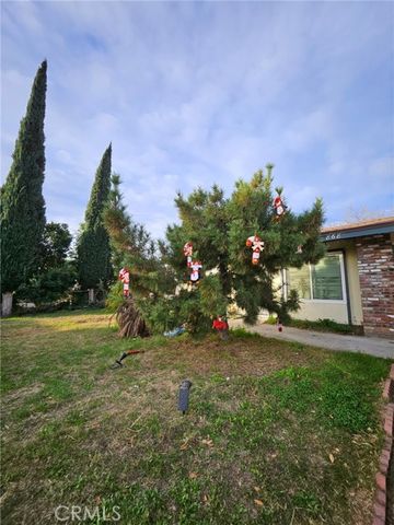 868 S Ironwood, Bloomington, CA 92316