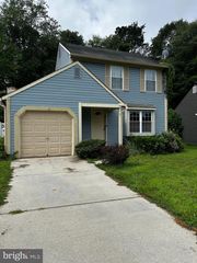 8 ACORN CT, Sicklerville, NJ 08081