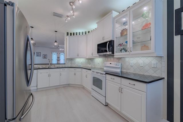 16130 AMETHYST KEY DRIVE, Wimauma, FL 33598