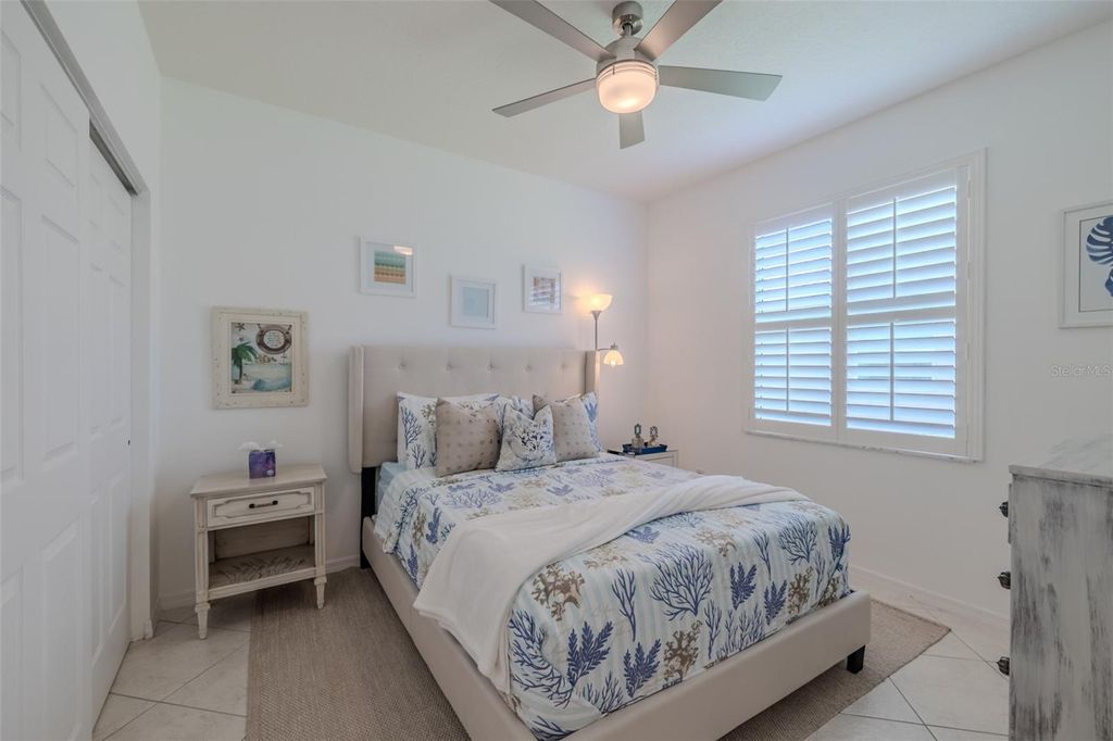 Image 26 of property listing at 16130 AMETHYST KEY DRIVE, Wimauma, FL 33598
