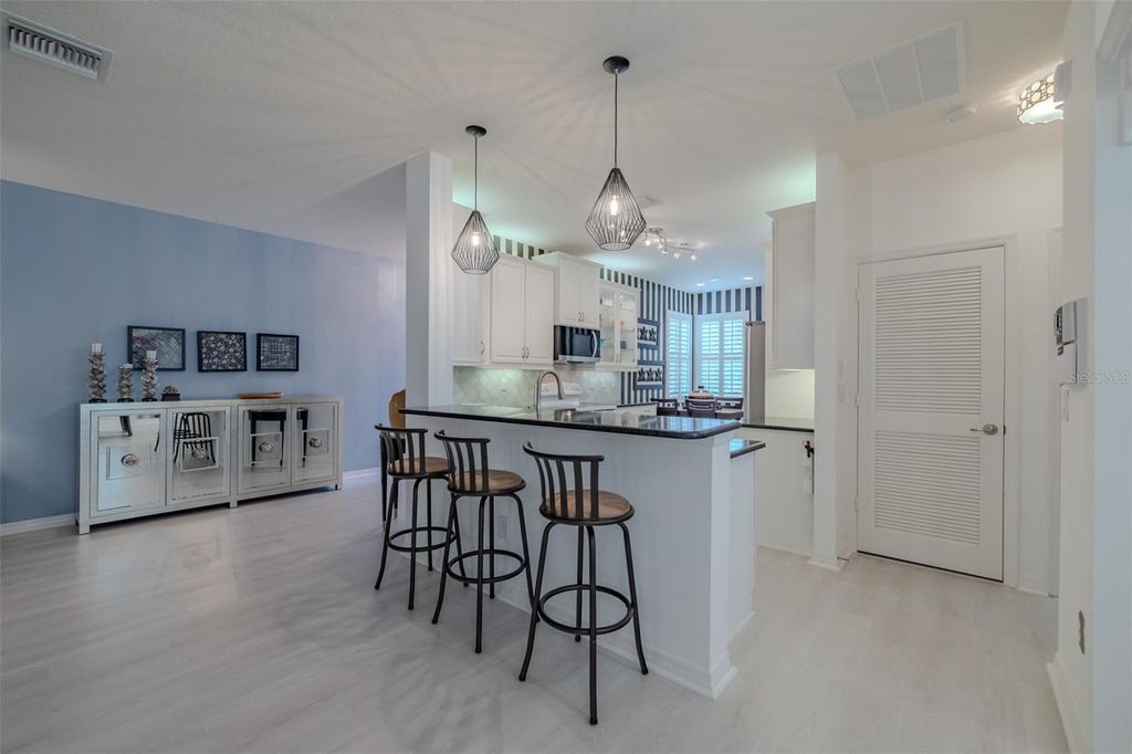Image 30 of property listing at 16130 AMETHYST KEY DRIVE, Wimauma, FL 33598