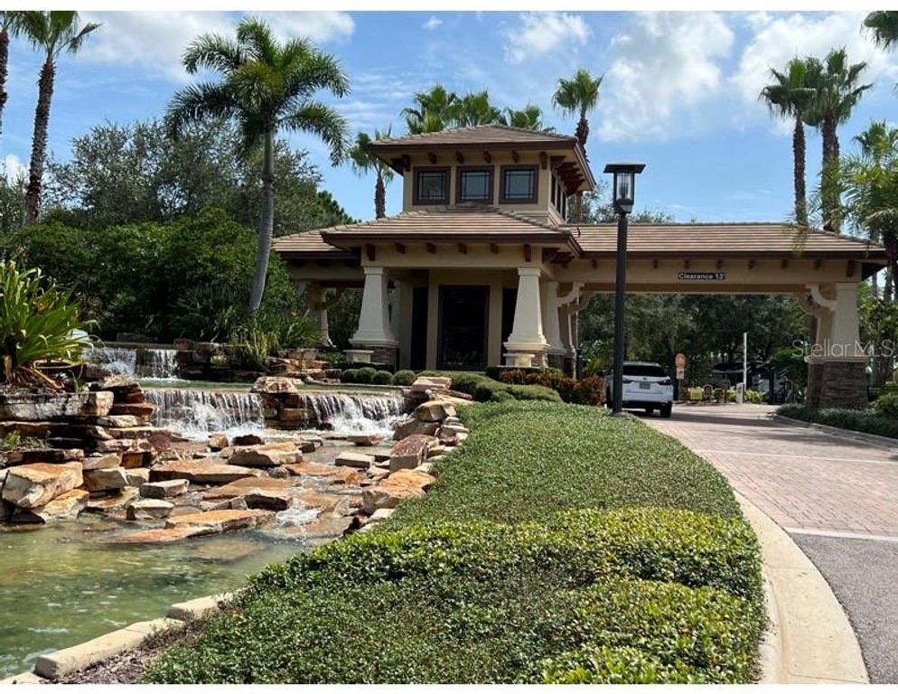 Image 41 of property listing at 16130 AMETHYST KEY DRIVE, Wimauma, FL 33598