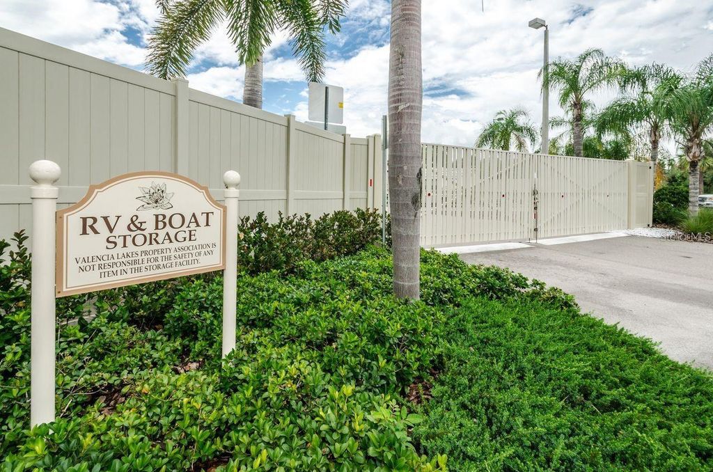 Image 80 of property listing at 16130 AMETHYST KEY DRIVE, Wimauma, FL 33598