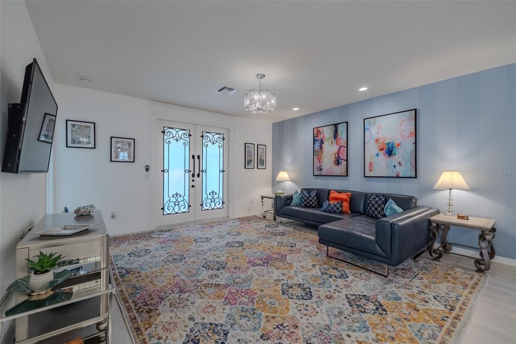 Image 10 of property listing at 16130 AMETHYST KEY DRIVE, Wimauma, FL 33598