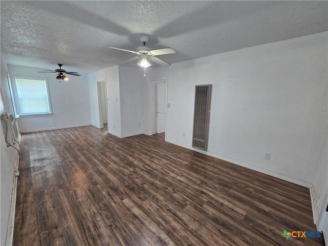 1416 E Avenue C, Temple, TX 76501
