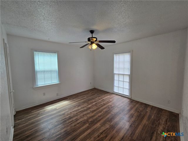 1416 E Avenue C, Temple, TX 76501
