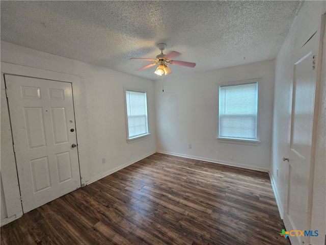 1416 E Avenue C, Temple, TX 76501