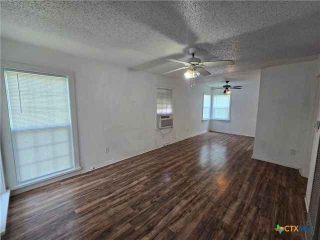 1416 E Avenue C, Temple, TX 76501