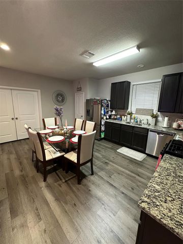 25396 Grotto Falls Lane, Porter, TX 77365