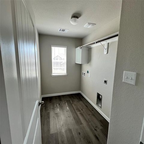 25396 Grotto Falls Lane, Porter, TX 77365