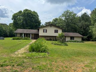 3650 Blood River Church Rd, Buchanan, TN 38222
