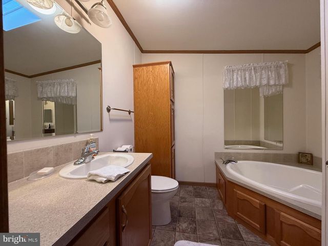 9347 COLONIAL MILL DR, Delmar, MD 21875