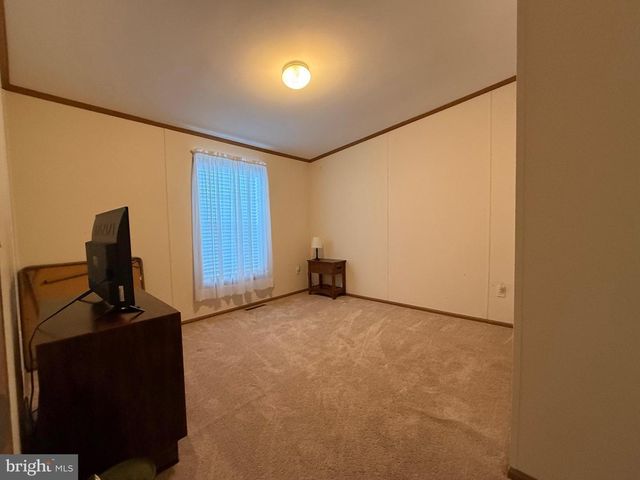 9347 COLONIAL MILL DR, Delmar, MD 21875