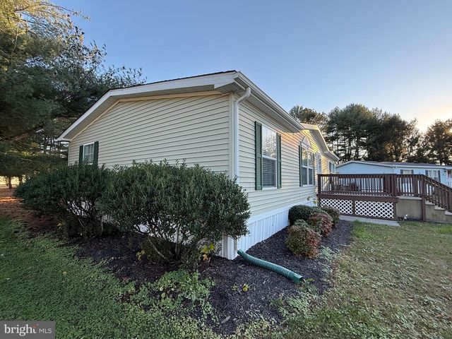 9347 COLONIAL MILL DR, Delmar, MD 21875