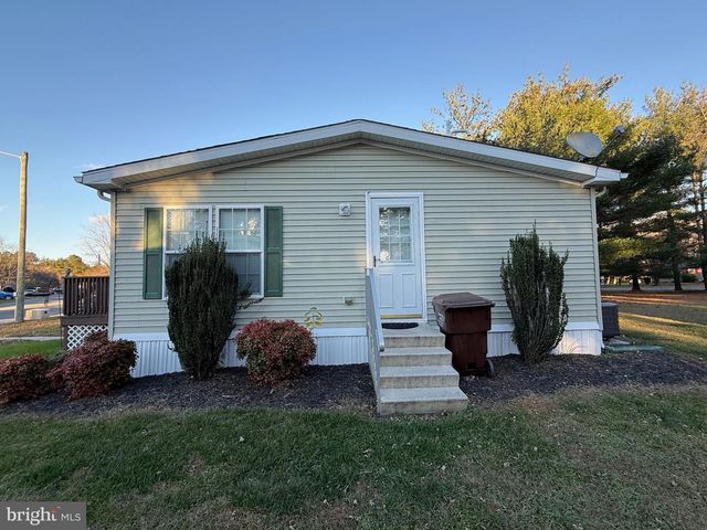 9347 COLONIAL MILL DR, Delmar, MD 21875