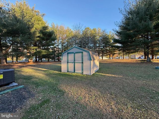 9347 COLONIAL MILL DR, Delmar, MD 21875