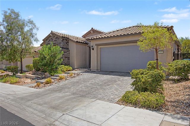 10433 Skye Paseo Avenue, Las Vegas, NV 89166