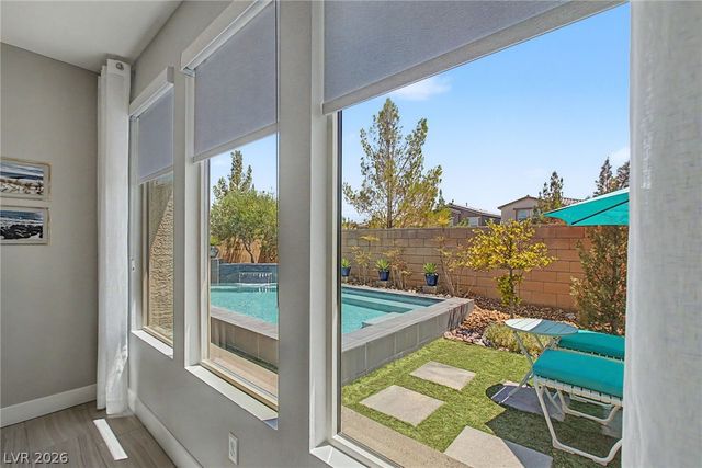 10433 Skye Paseo Avenue, Las Vegas, NV 89166