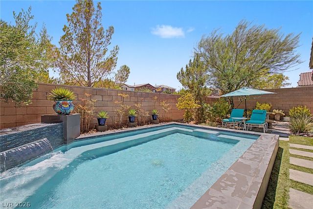 10433 Skye Paseo Avenue, Las Vegas, NV 89166