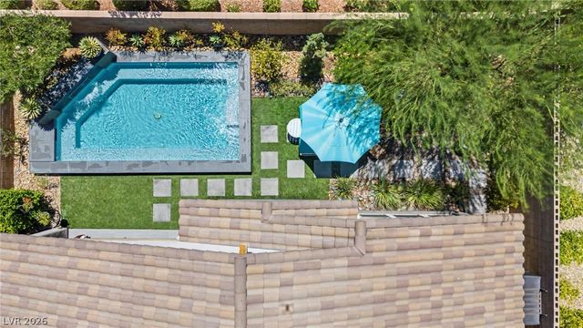 10433 Skye Paseo Avenue, Las Vegas, NV 89166
