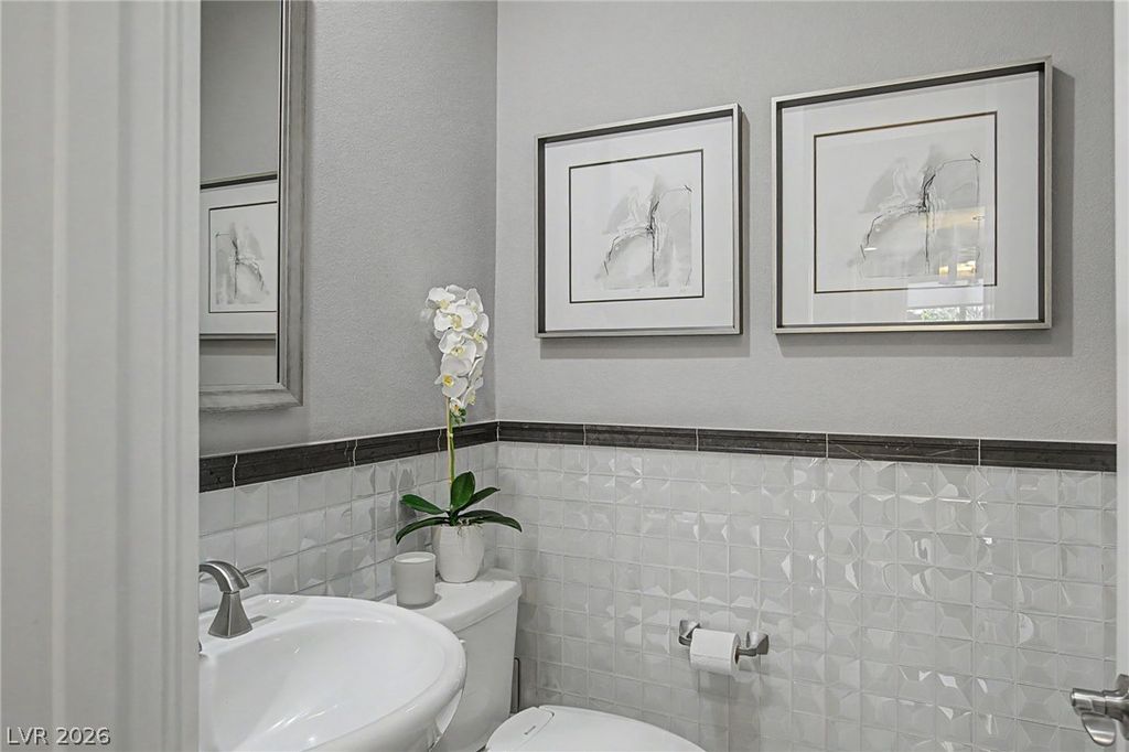 Image 21 of property listing at 10433 Skye Paseo Avenue, Las Vegas, NV 89166