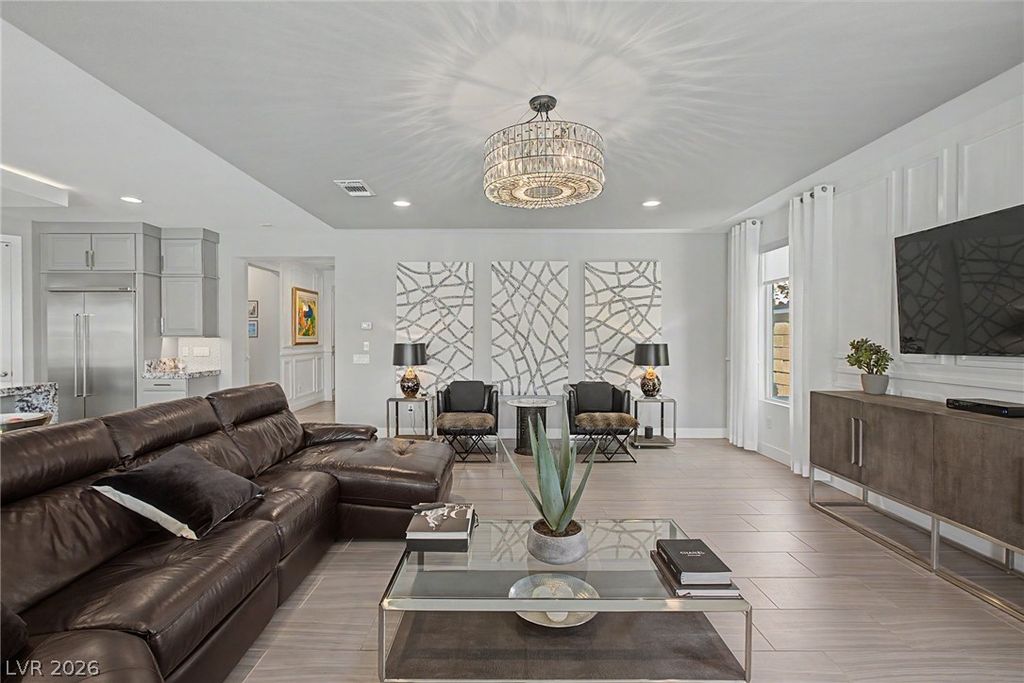 Image 24 of property listing at 10433 Skye Paseo Avenue, Las Vegas, NV 89166