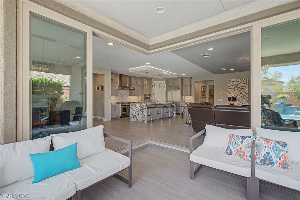 Image 38 of property listing at 10433 Skye Paseo Avenue, Las Vegas, NV 89166