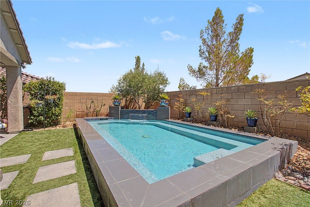 Image 46 of property listing at 10433 Skye Paseo Avenue, Las Vegas, NV 89166