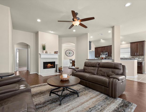 9103 Red Stag Lane, Conroe, TX 77303